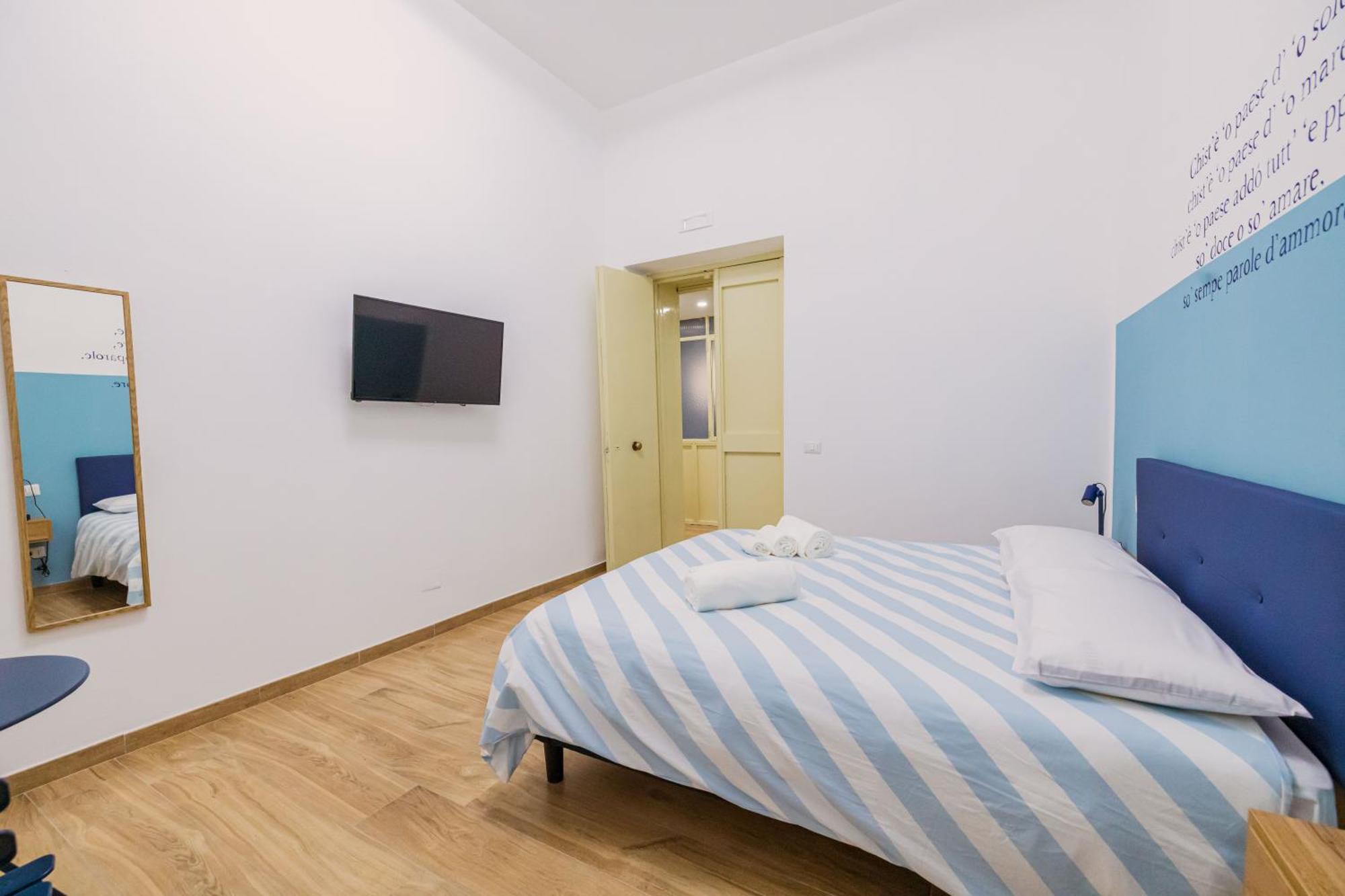 Le Stanze Del Poeta Libero Bovio Guest house Naples